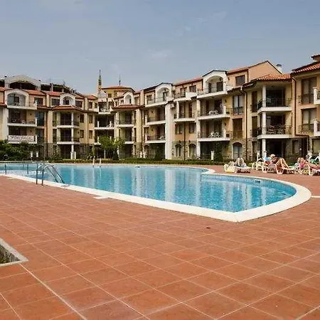 39 Arcadia Apartment *