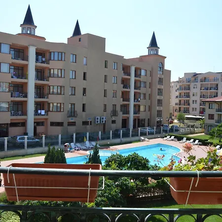 39 Arcadia Sunny Beach
