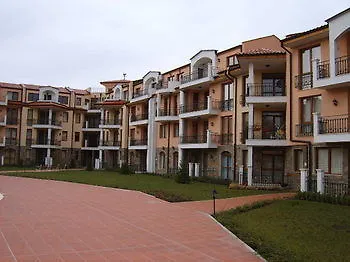 39 Arcadia Apartment