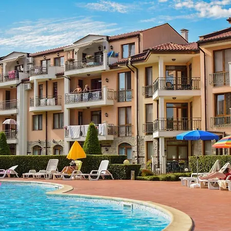 39 Arcadia Apartment