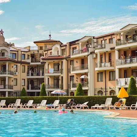39 Arcadia Apartment *
